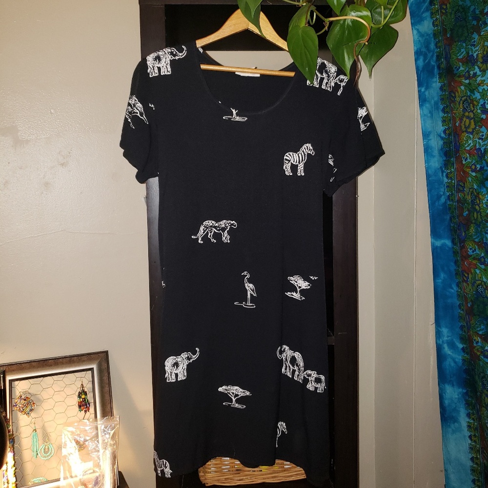 Vintage animal print black and white shift dress